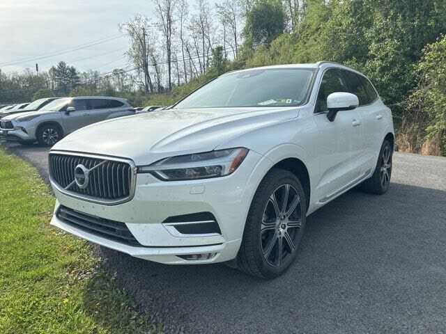 2020 VOLVO XC60