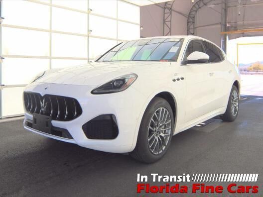 2024 MASERATI Grecale