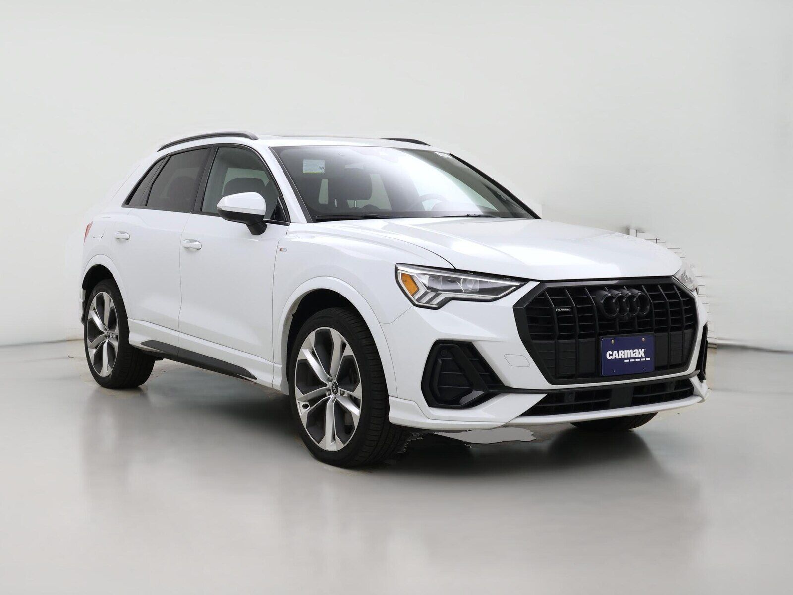 2022 AUDI Q3