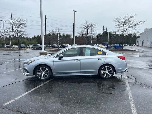 2018 SUBARU Legacy