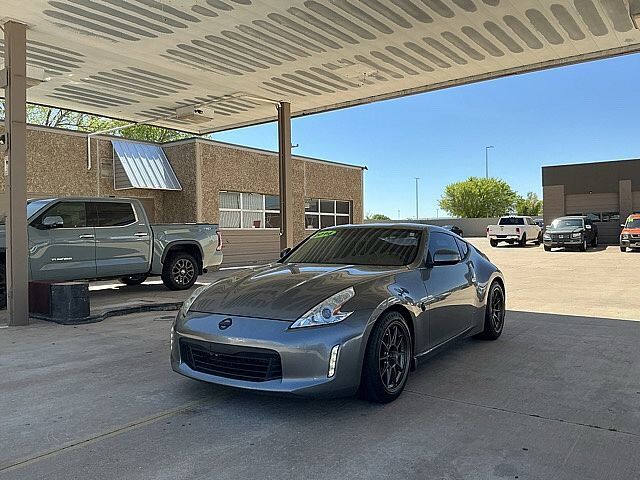 2014 NISSAN 370Z
