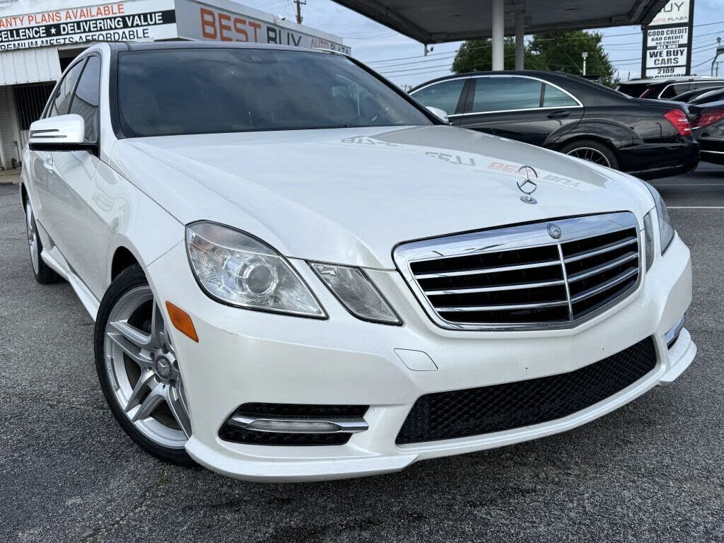 2013 MERCEDES-BENZ E-Class