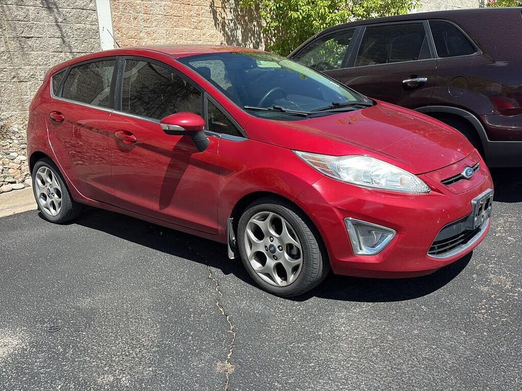 2011 FORD Fiesta