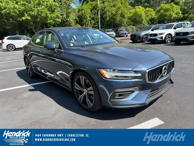 2019 VOLVO S60