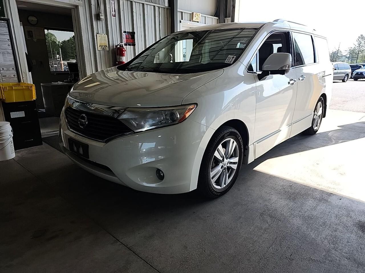 2015 NISSAN Quest