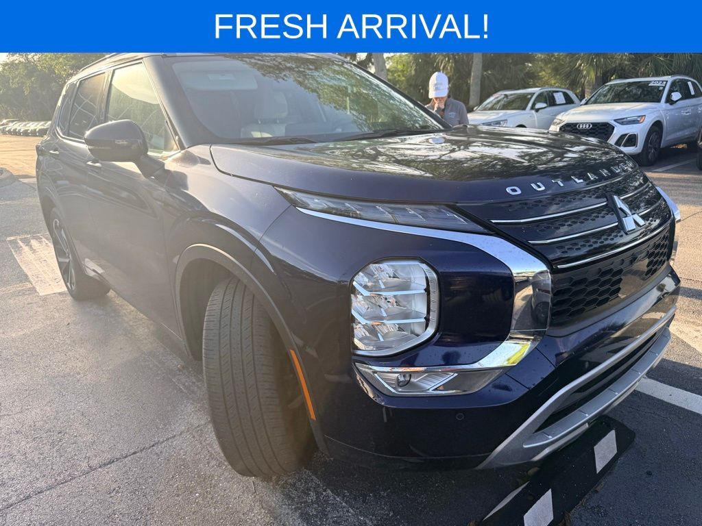 2023 MITSUBISHI Outlander