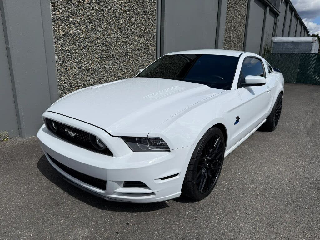 2014 FORD Mustang