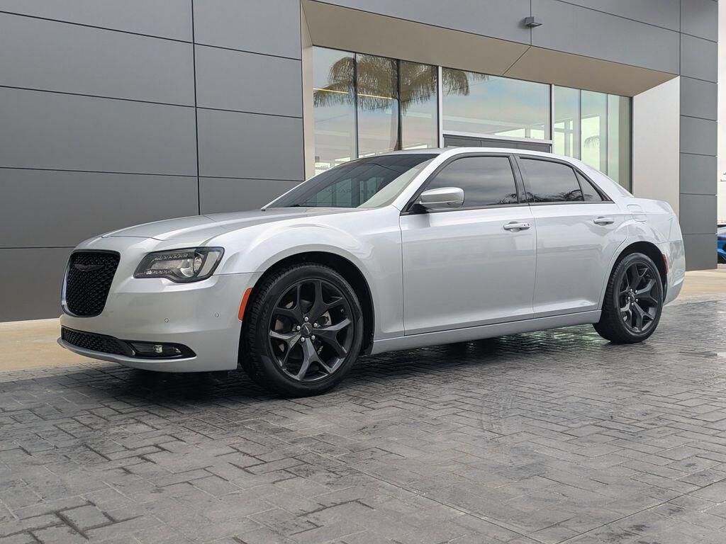 2022 CHRYSLER 300