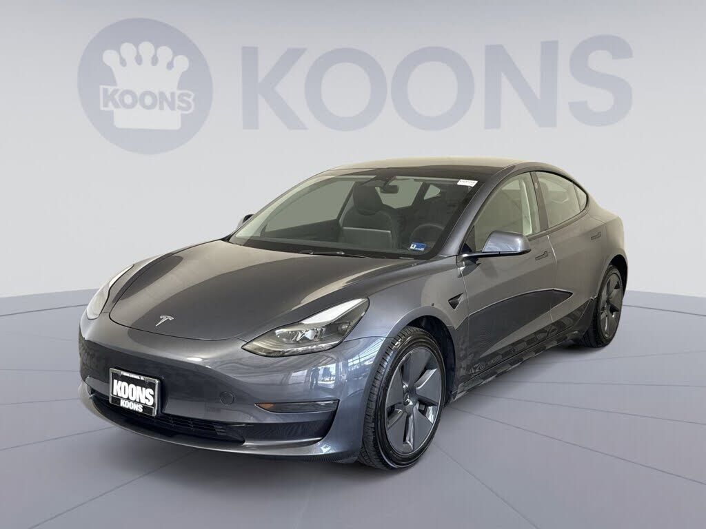 2023 TESLA Model 3