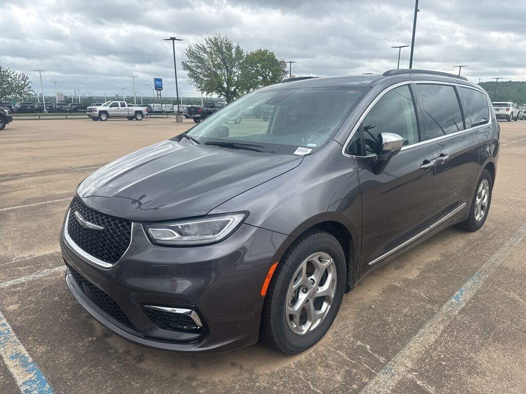2023 CHRYSLER Pacifica
