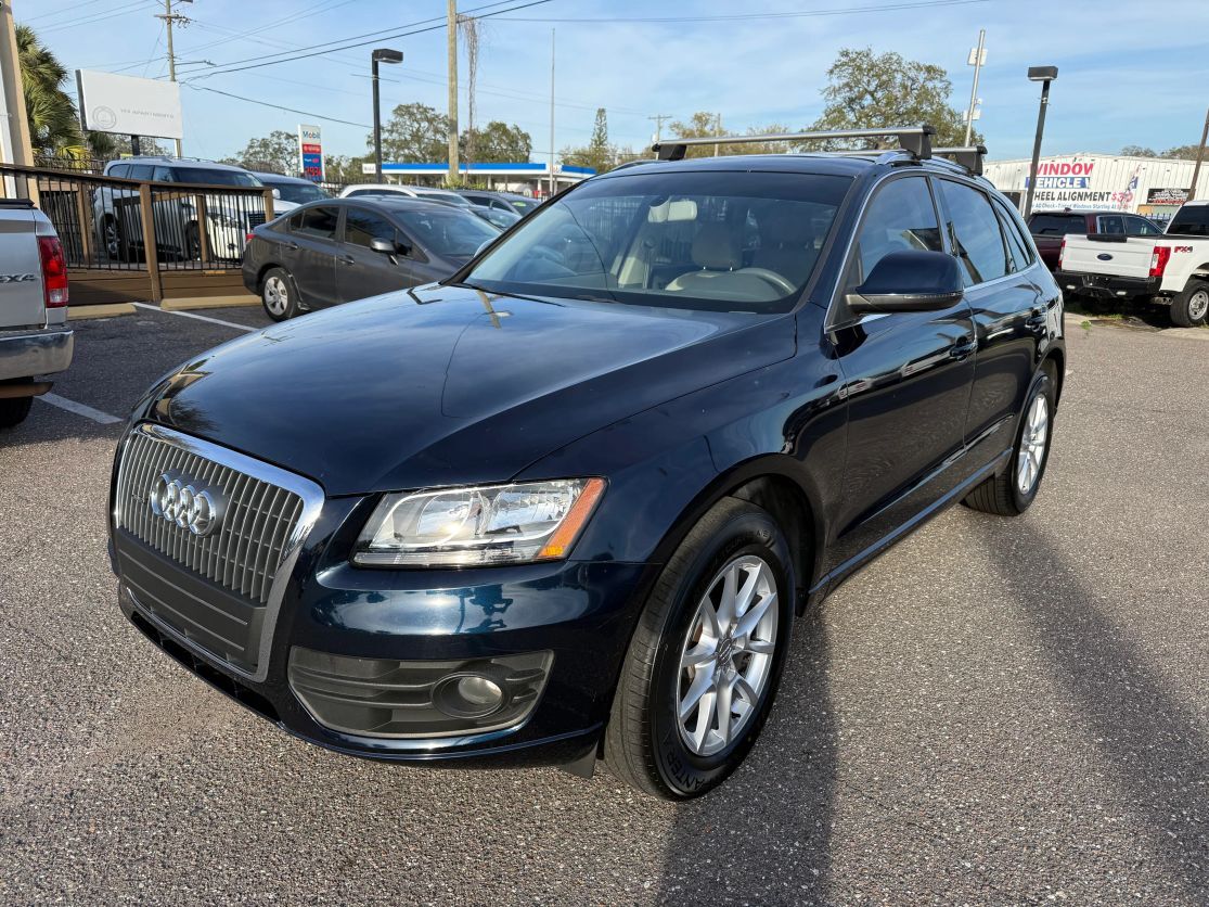 2011 AUDI Q5