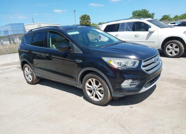 2017 FORD Escape