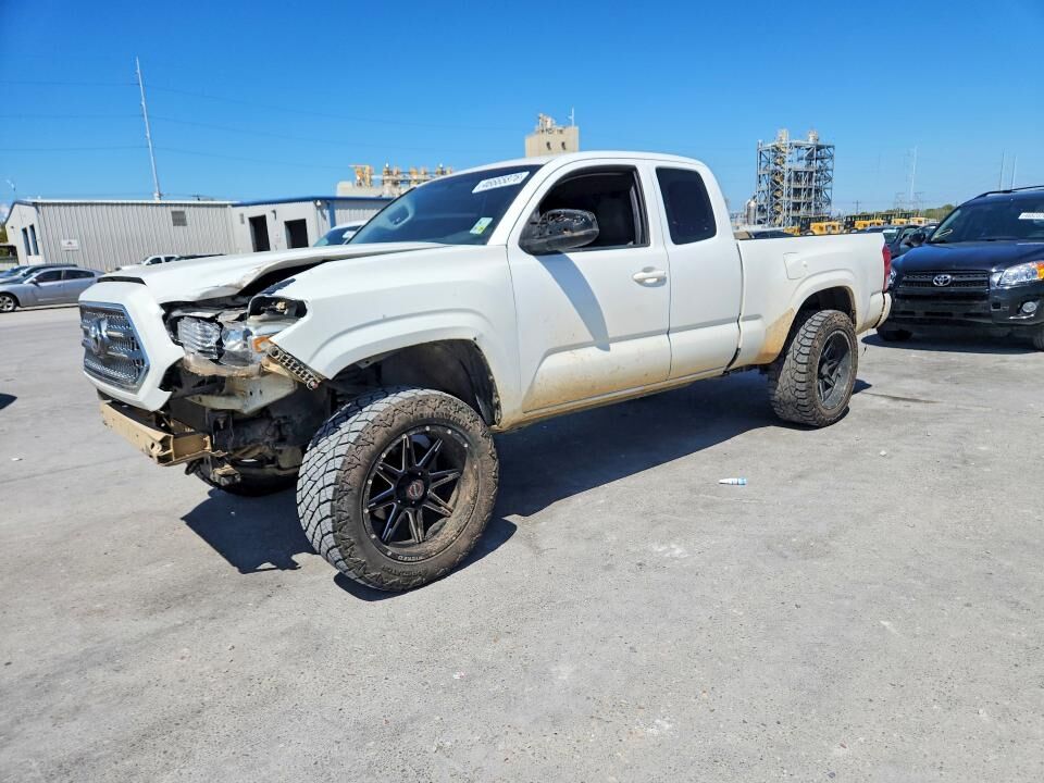 2017 TOYOTA Tacoma