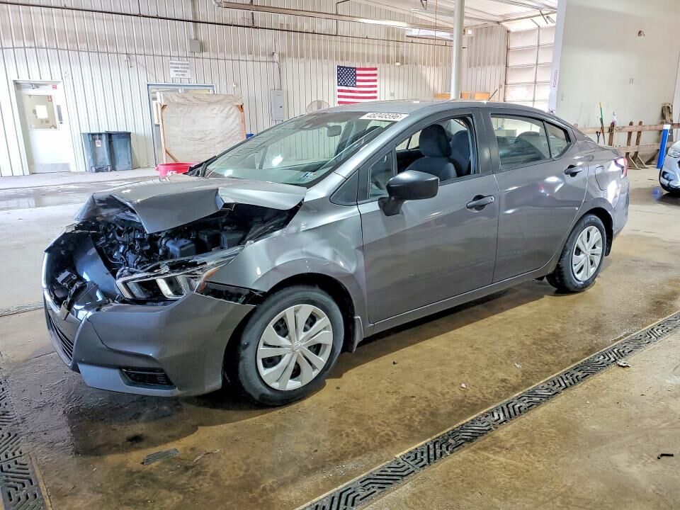 2021 NISSAN Versa