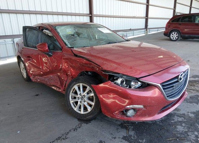 2015 MAZDA Mazda3