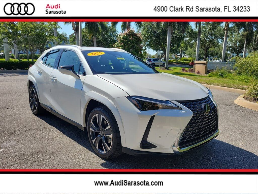 2025 LEXUS UX