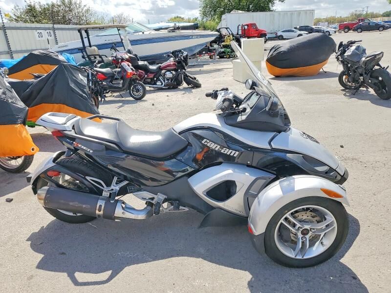 2008 CAN-AM Spyder