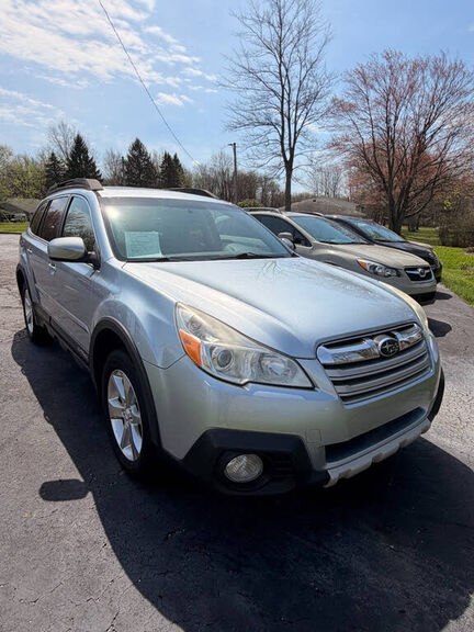 2014 SUBARU Outback