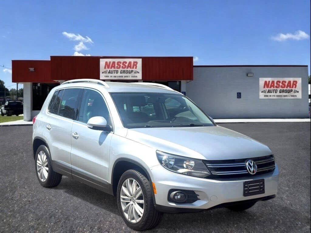 2014 VOLKSWAGEN Tiguan