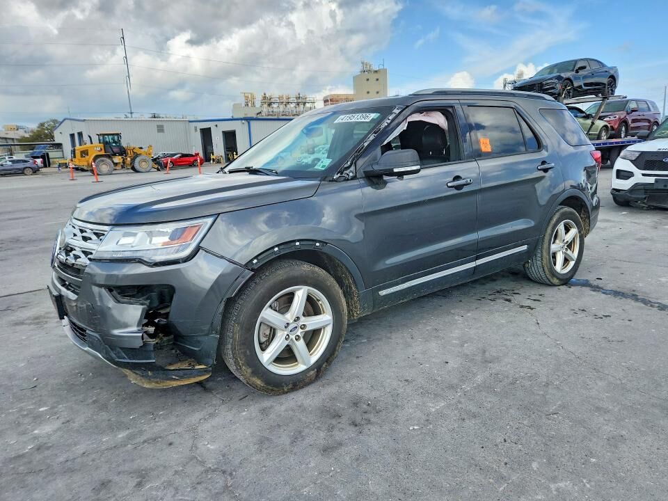2019 FORD Explorer