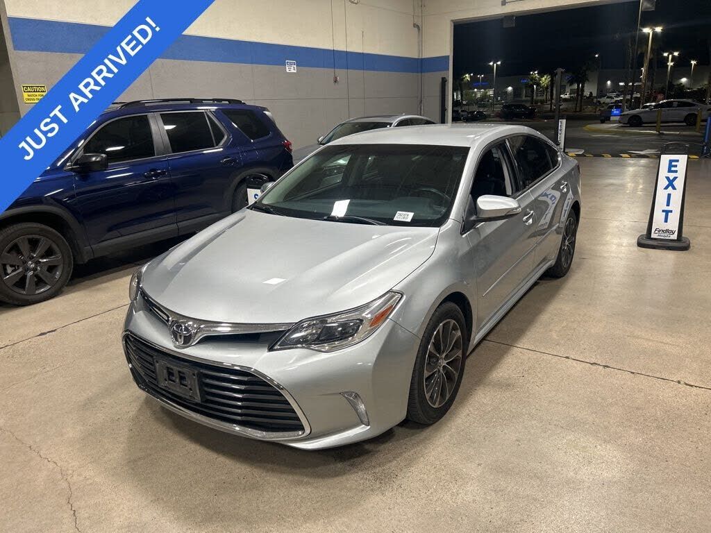 2016 TOYOTA Avalon