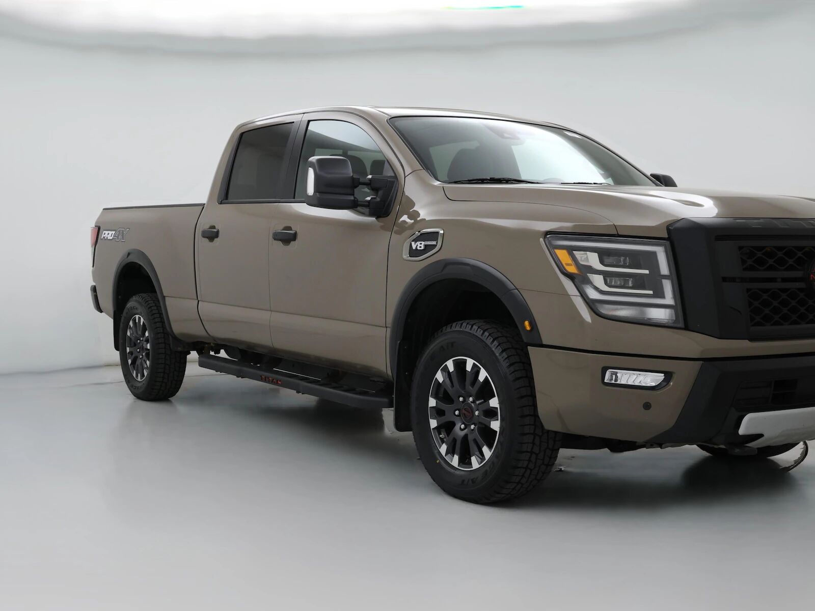 2024 NISSAN Titan