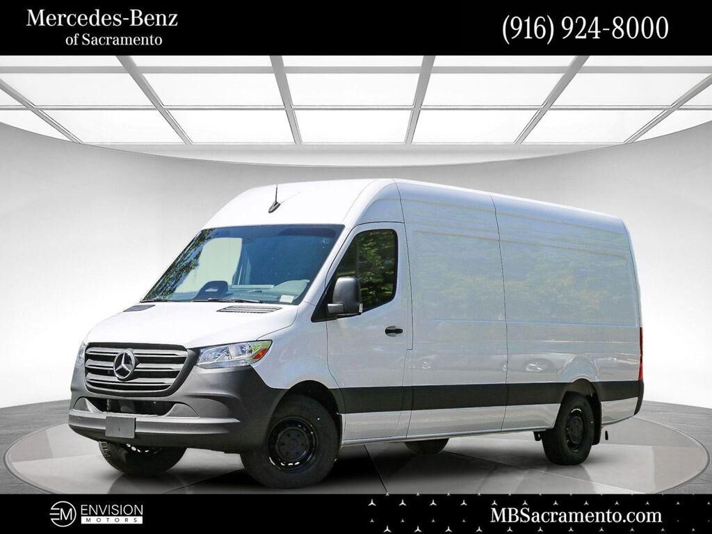 2026 MERCEDES-BENZ Sprinter