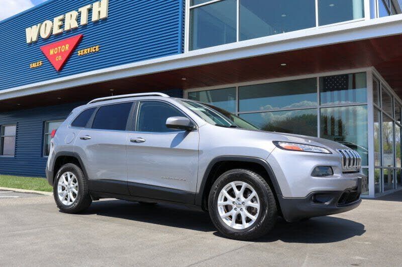 2017 JEEP Cherokee