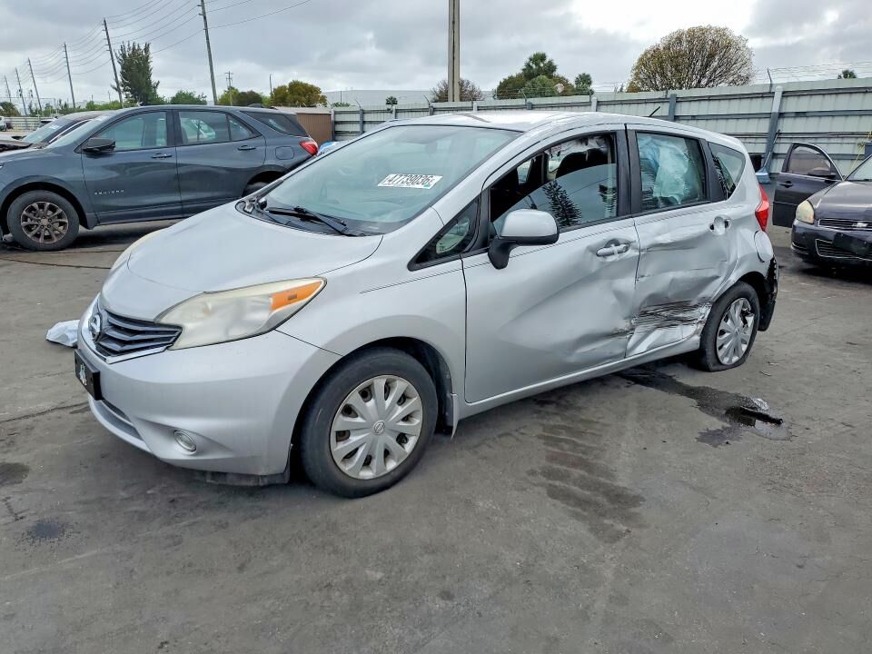 2014 NISSAN Versa