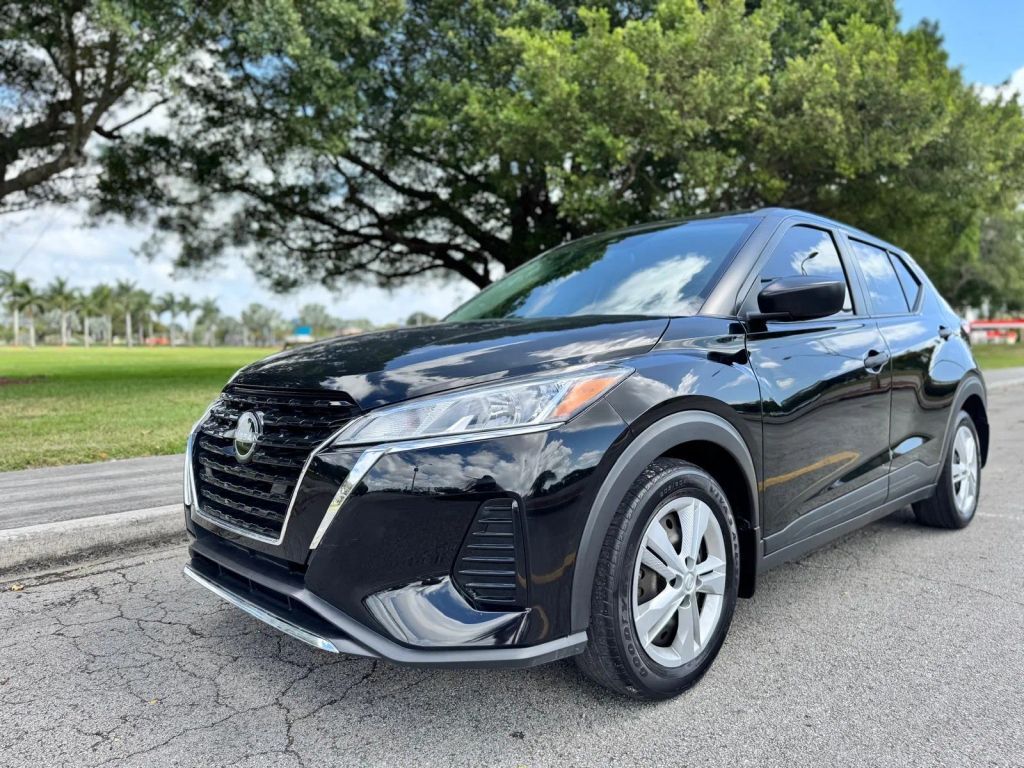 2024 NISSAN Kicks