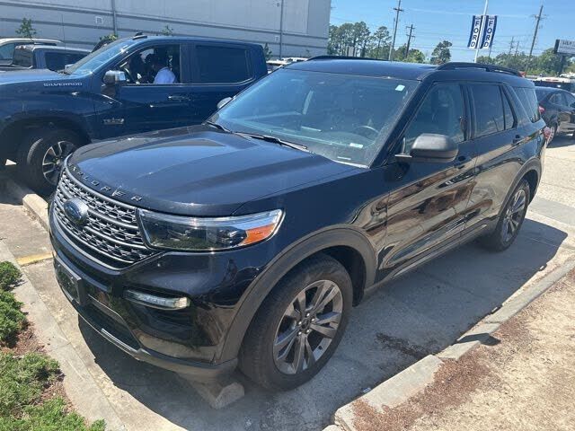 2021 FORD Explorer