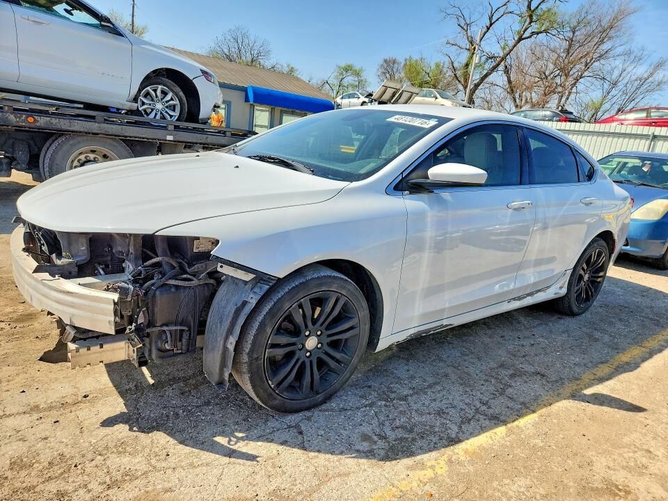 2015 CHRYSLER 200