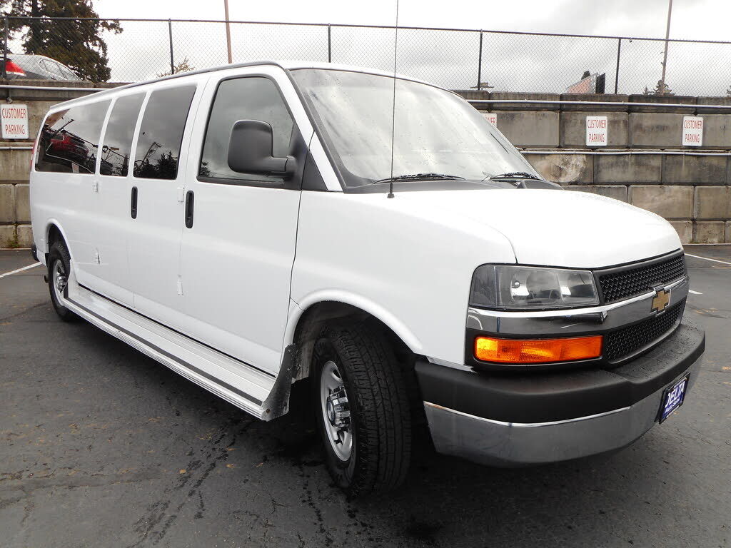 2016 CHEVROLET Express