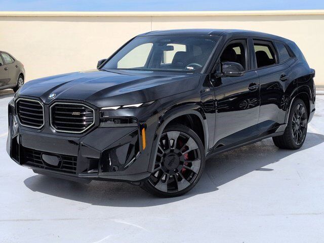 2025 BMW XM