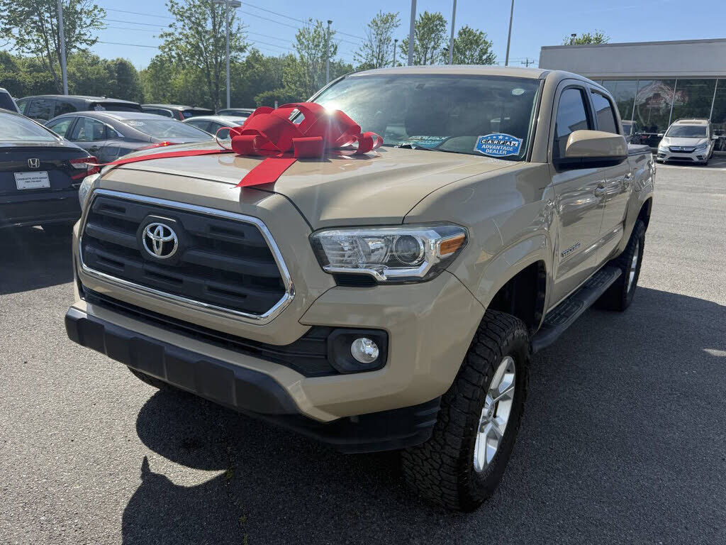 2016 TOYOTA Tacoma