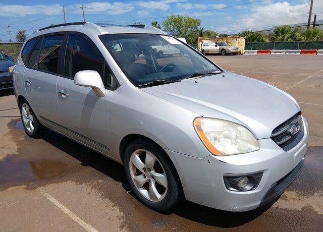2007 KIA Rondo