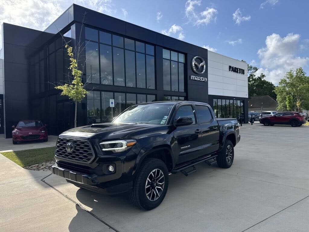 2023 TOYOTA Tacoma