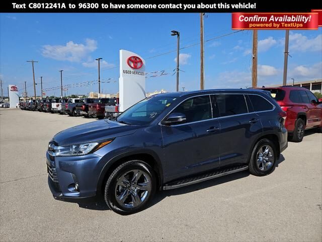2019 TOYOTA Highlander