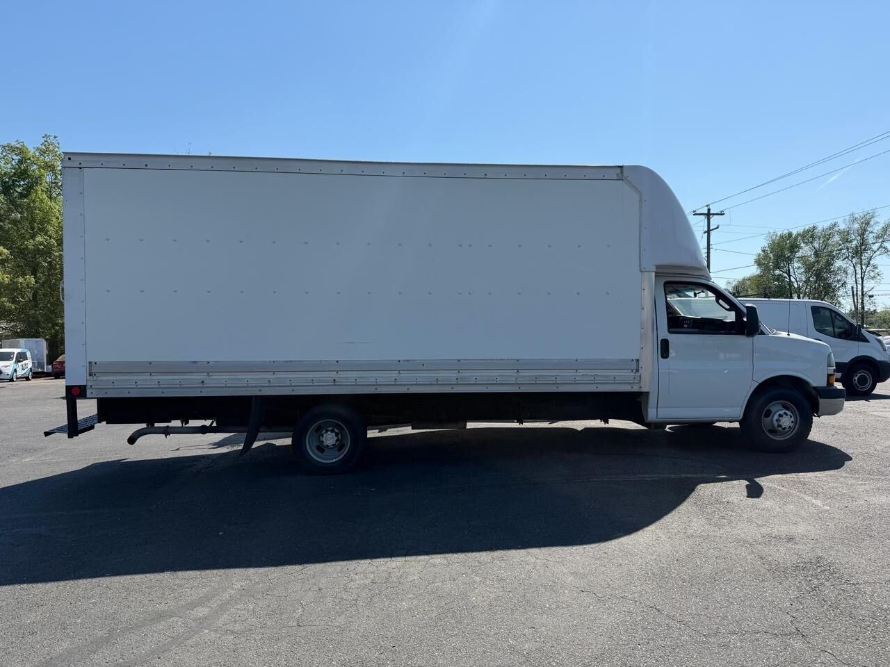 2020 CHEVROLET Express
