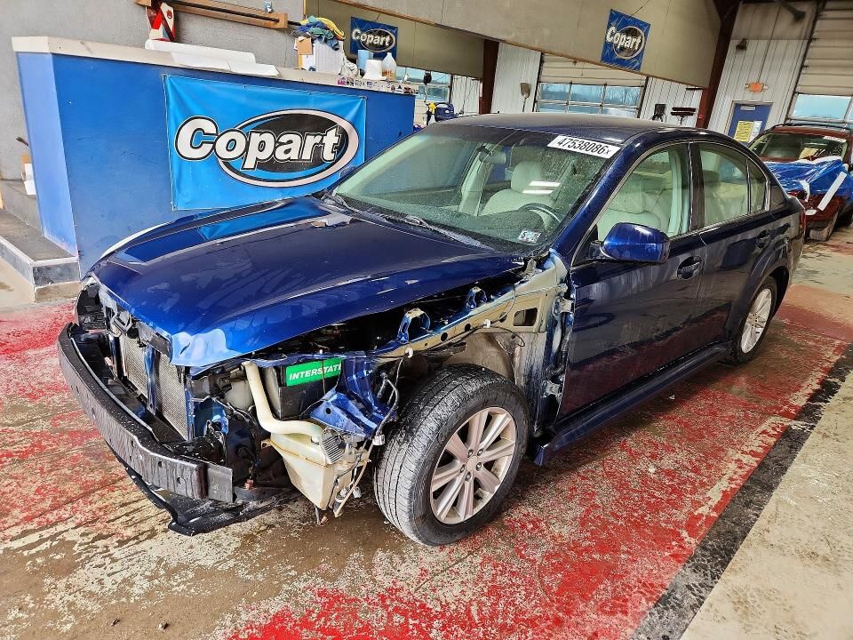 2010 SUBARU Legacy