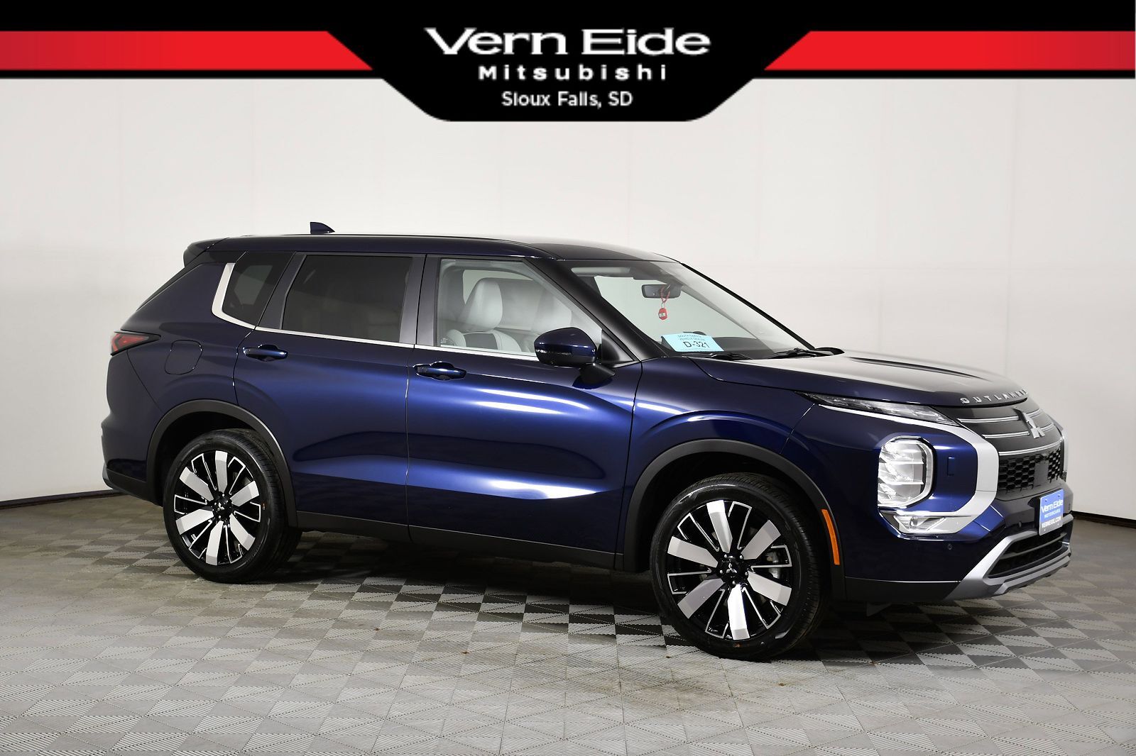 2026 MITSUBISHI Outlander