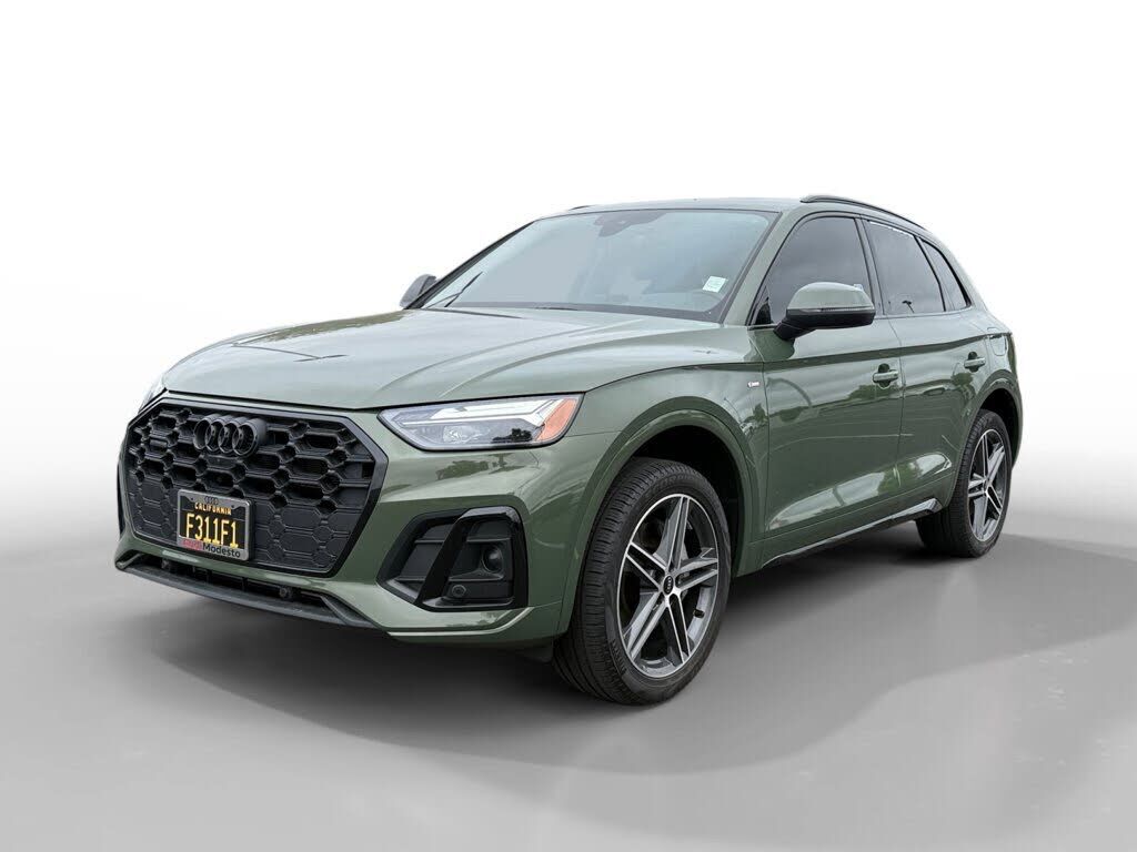 2023 AUDI Q5 e