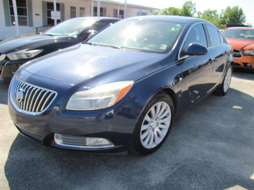 2011 BUICK Regal