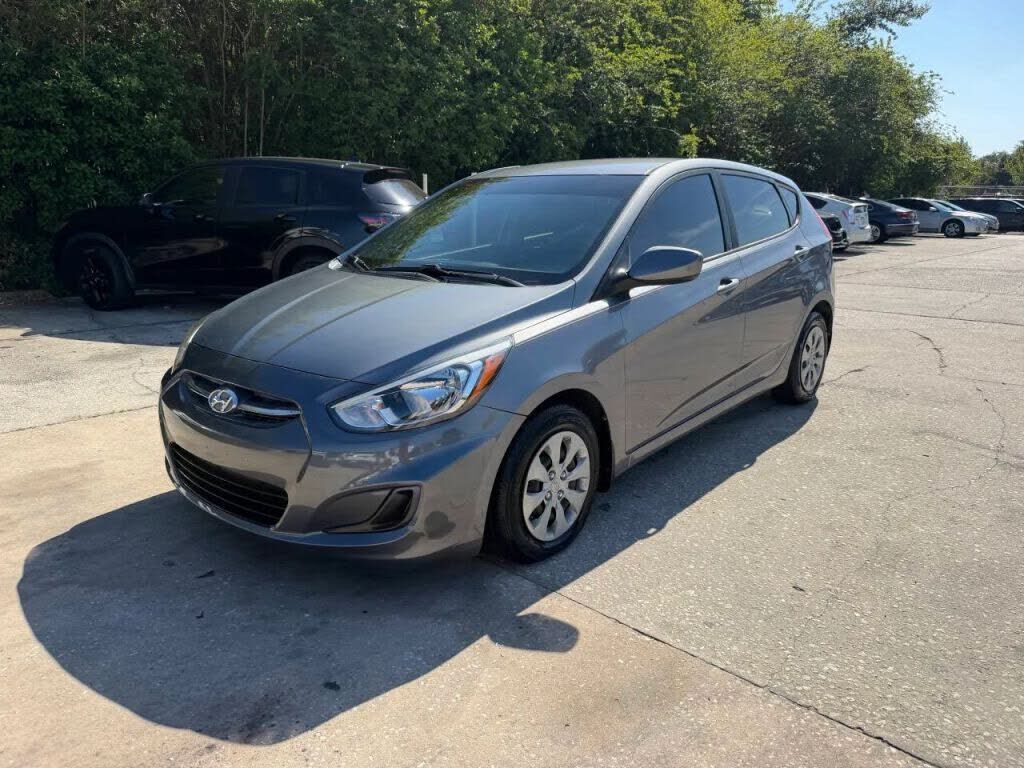 2015 HYUNDAI Accent