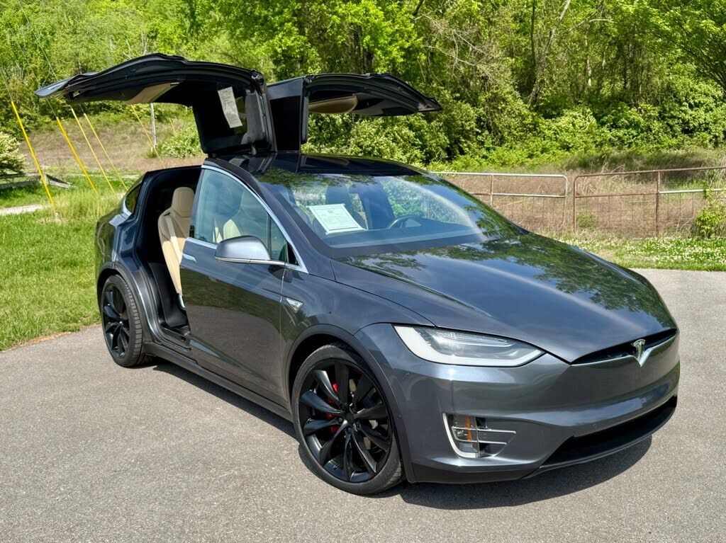 2016 TESLA Model X
