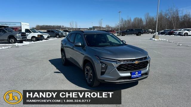 2026 CHEVROLET Trax
