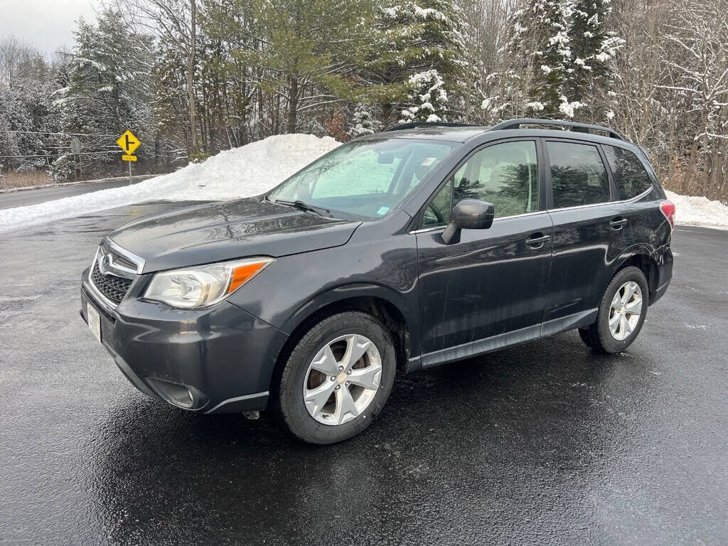 2015 SUBARU Forester