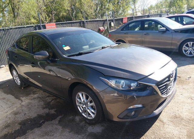 2016 MAZDA Mazda3
