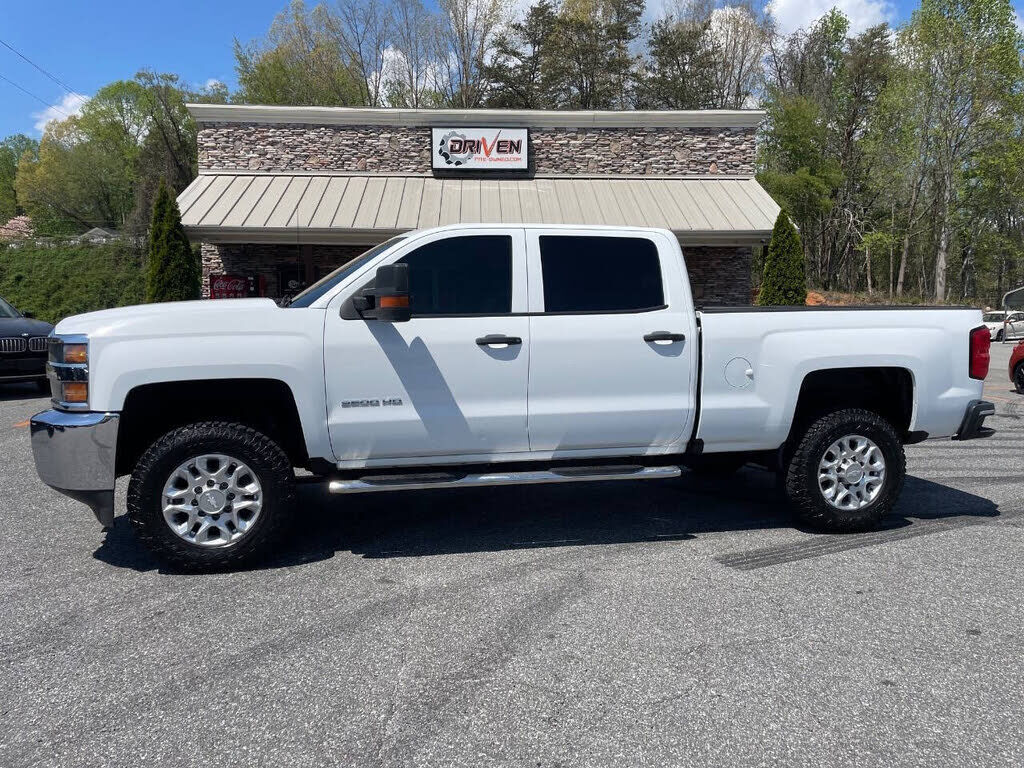 2018 CHEVROLET Silverado