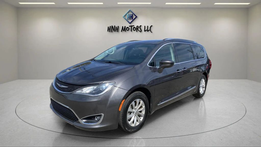 2019 CHRYSLER Pacifica